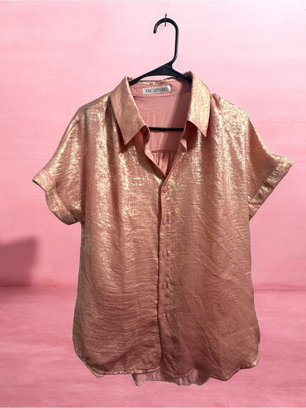 T&C Apparel Metallic Rose Flowy Short-Sleeve Collared Button-Down Shirt size M